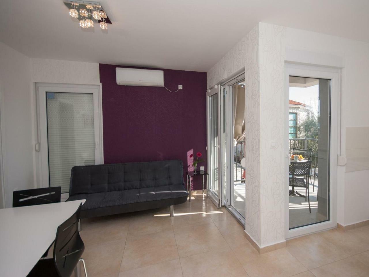 Apartment Adriatic - Saldun Trogir Buitenkant foto